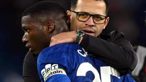 “郎平荣膺美媒‘最佳教练’，中国排球协会官网批文仍保留”