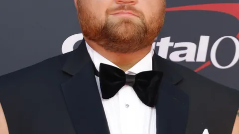 勇士惊天大逆转，库里独揽28分施罗德31分，崔永熙无缘赛场